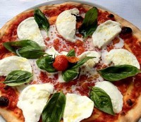 /album/pizza/pizza-tricolore-jpg1/